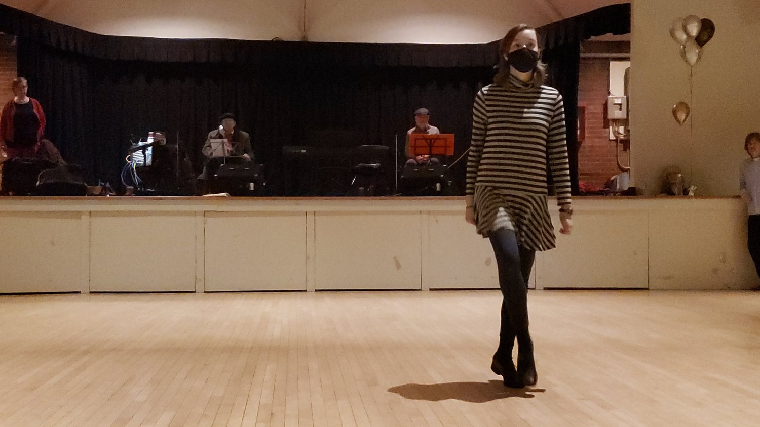 dancer performing at IRL ceili