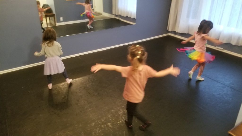 Twirling Reel Kids dancers